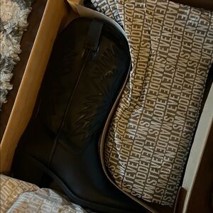 Steve Madden Sleek Black Ankle Boots